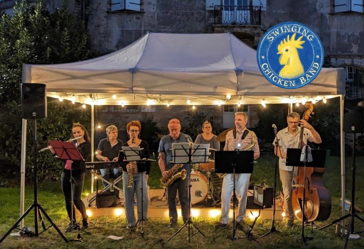 SWINGING CHICKEN BAND