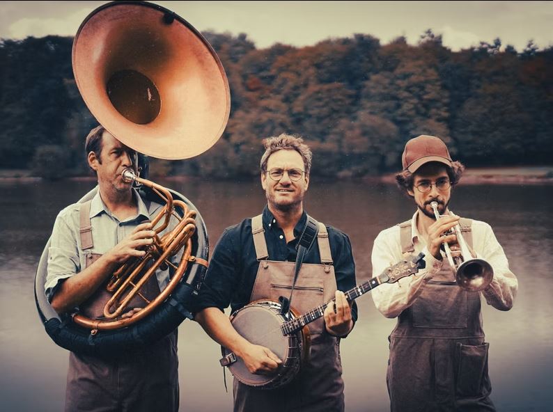 Les Bavagonds — Brass band New Orleans