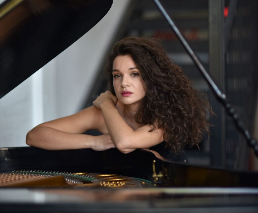 KATARINA PEJAK