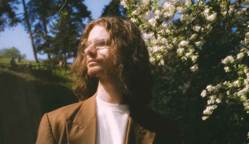 Nathan Mollet – Présente « Ambient Orchestra »
