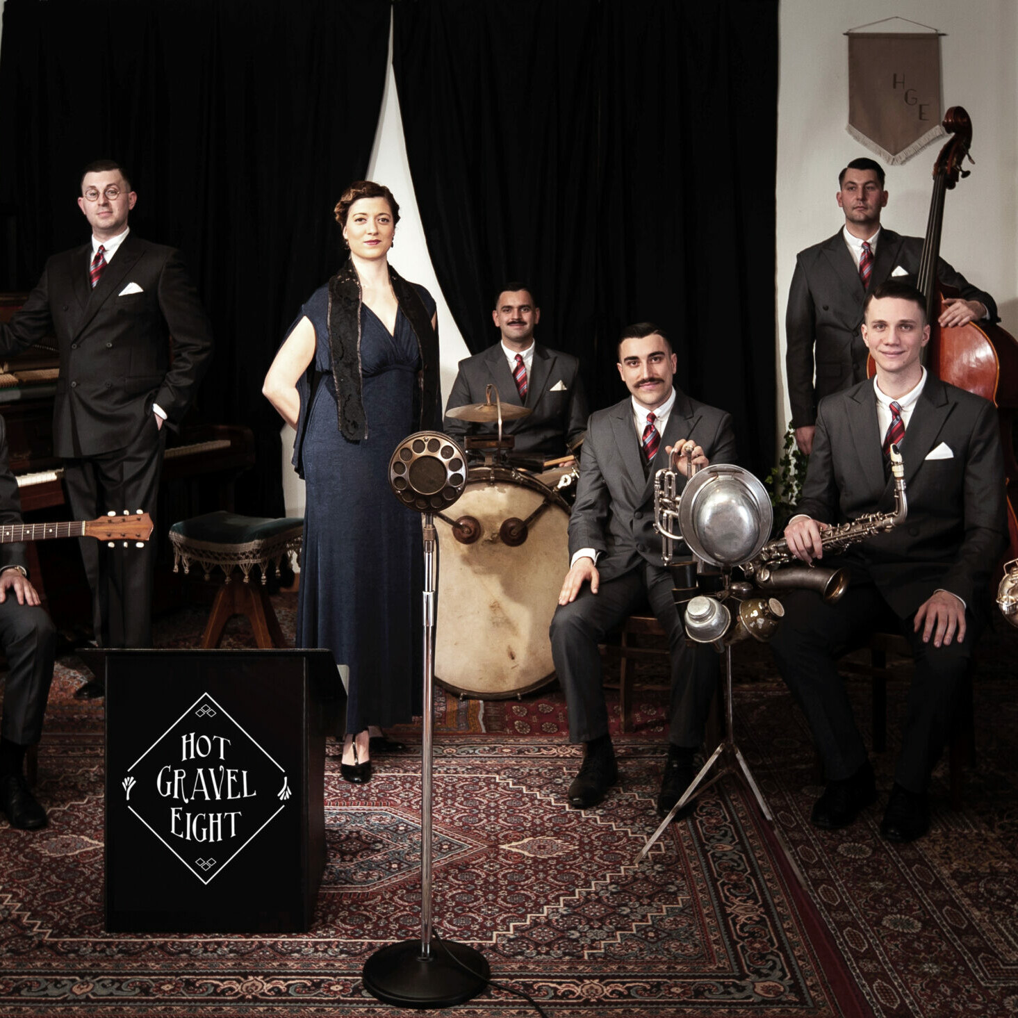 Hot Gravel Eight — Jazz Swing