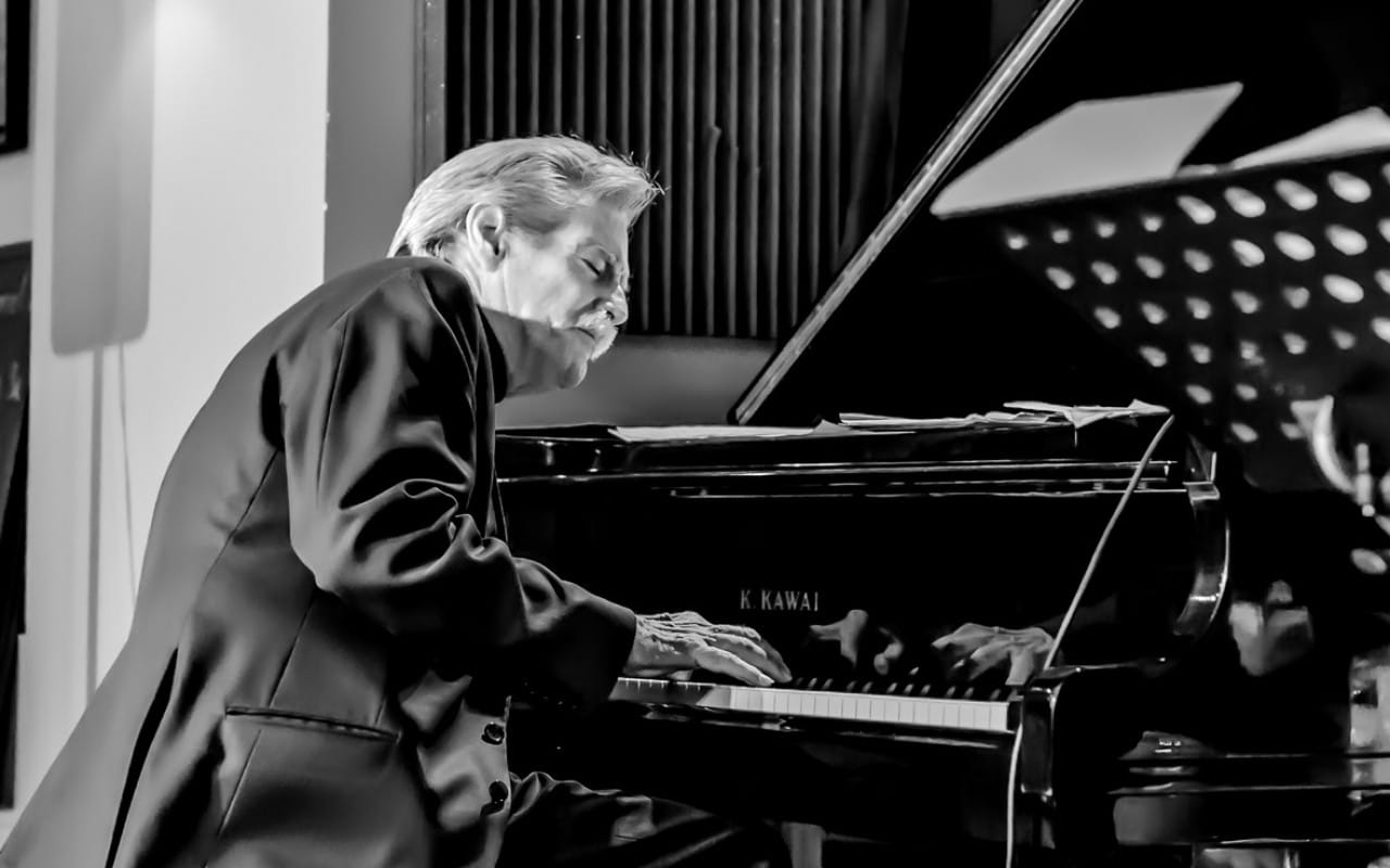 Joel Forrester – Piano Solo