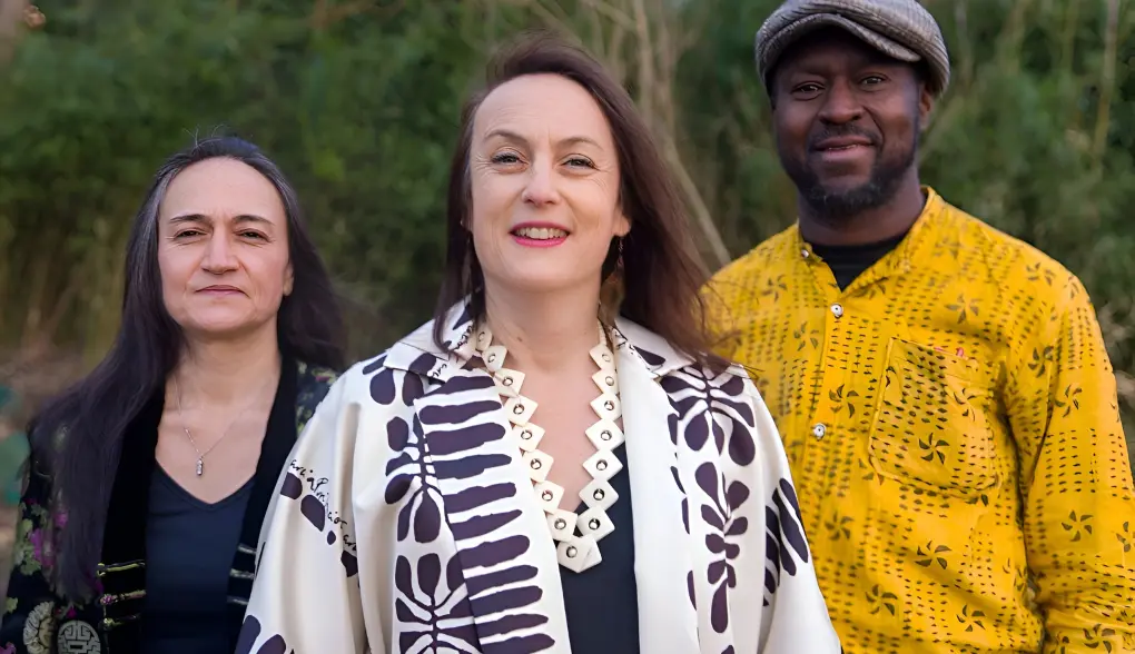 #JazzDeDemain Ninon Valder / Carine Bonnefoy / Abdoulaye Kouyate – Amour Amor, Music For Peace