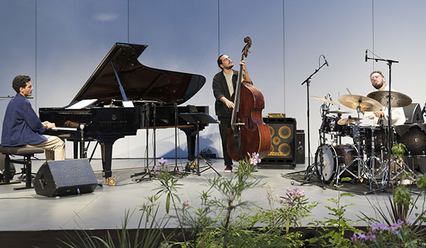Wajdi Riahi Trio