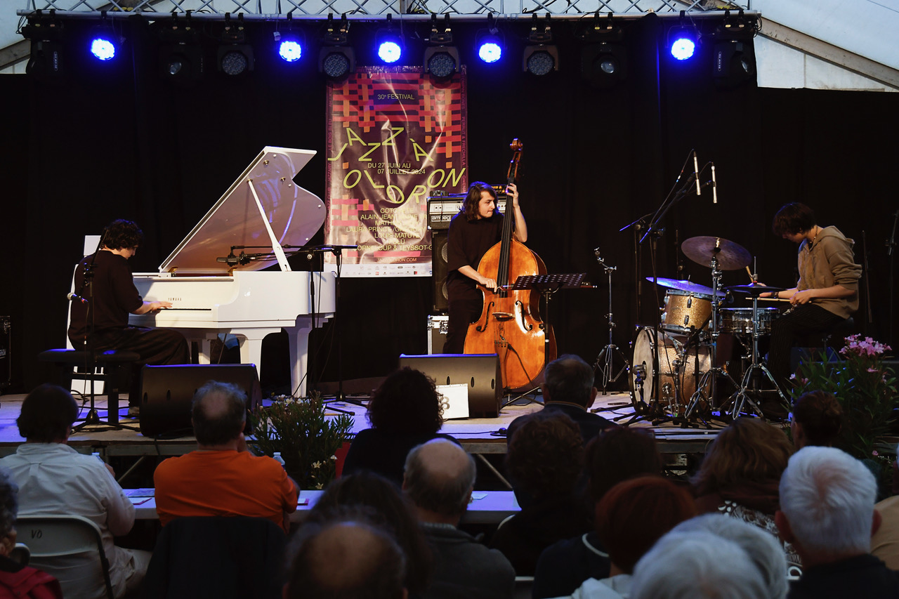 Jazz à Oloron — Des Rives et des Notes